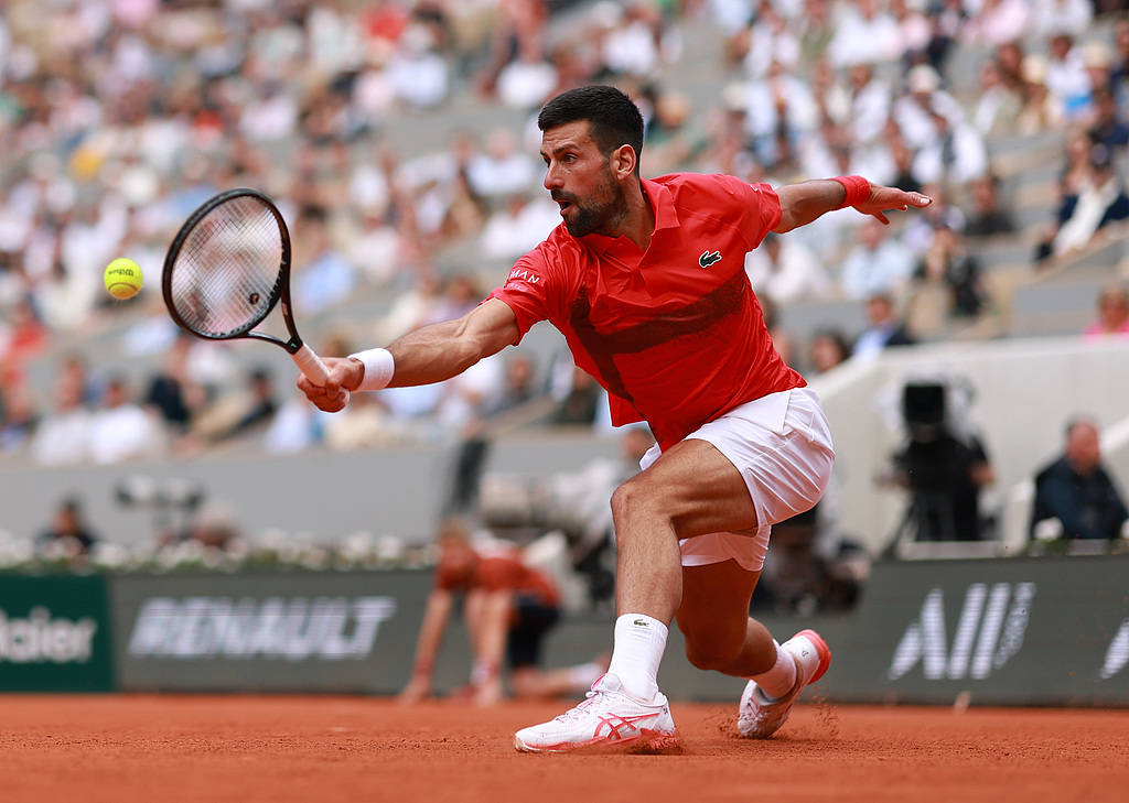 西班牙网球队险胜日本网球队,德约科维奇绝境逆转的简单介绍 西班牙网球队险胜日本网球队,德约科维奇绝境逆转的简单介绍