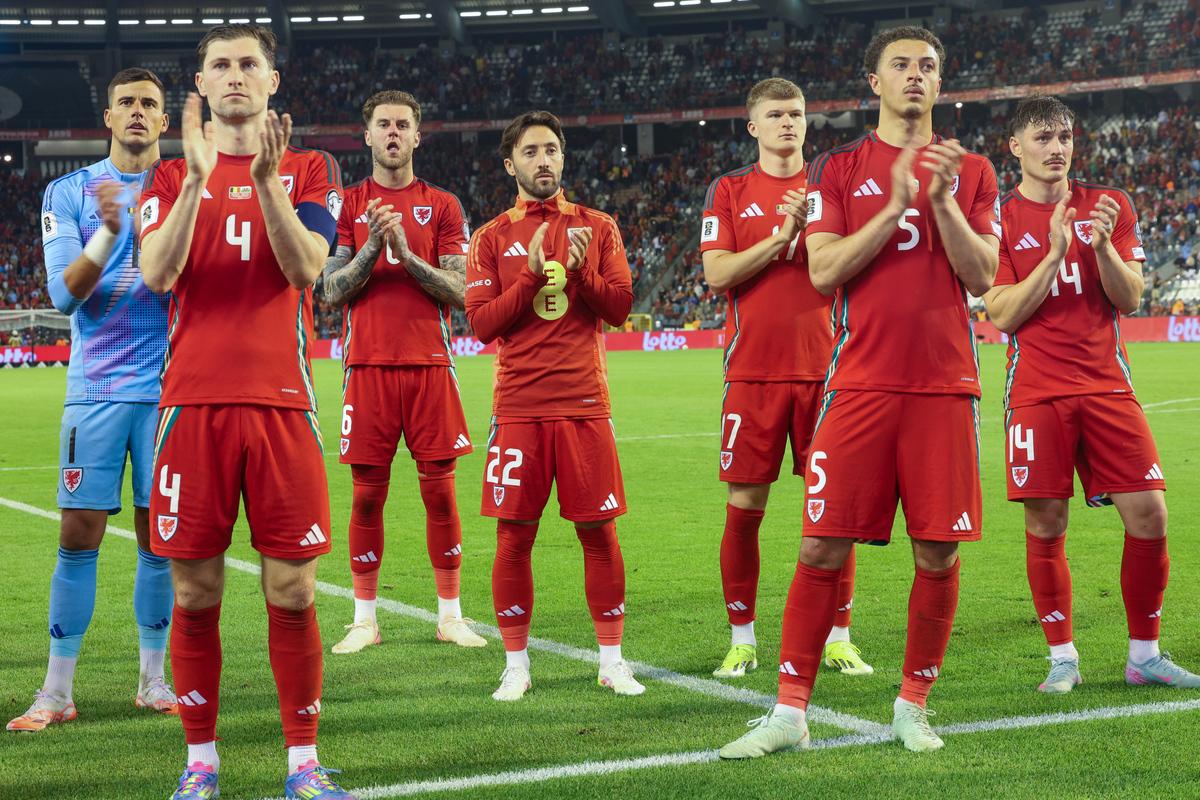 西班牙客场大胜罗马尼亚,提前晋级 西班牙客场大胜罗马尼亚,提前晋级