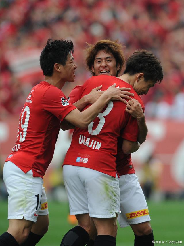 包含鹿岛鹿角稳擒对手，赢得胜利券的词条