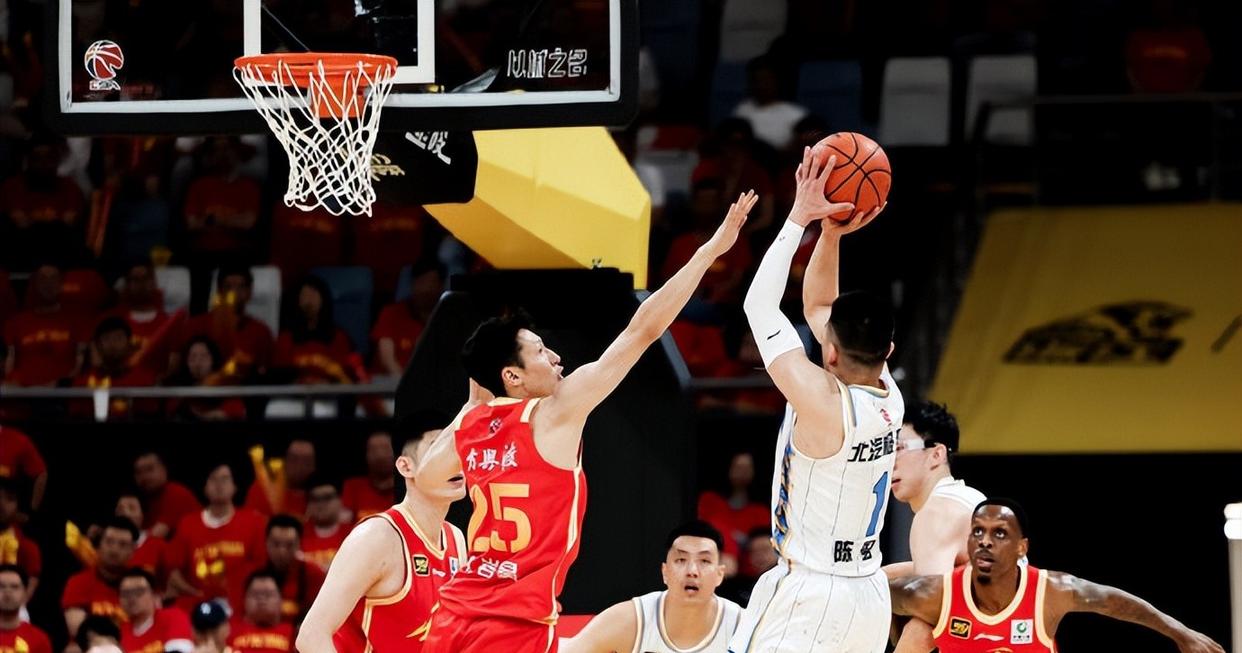 PG电子线上登入-首钢足球队中超首秀，带着信心备战对手