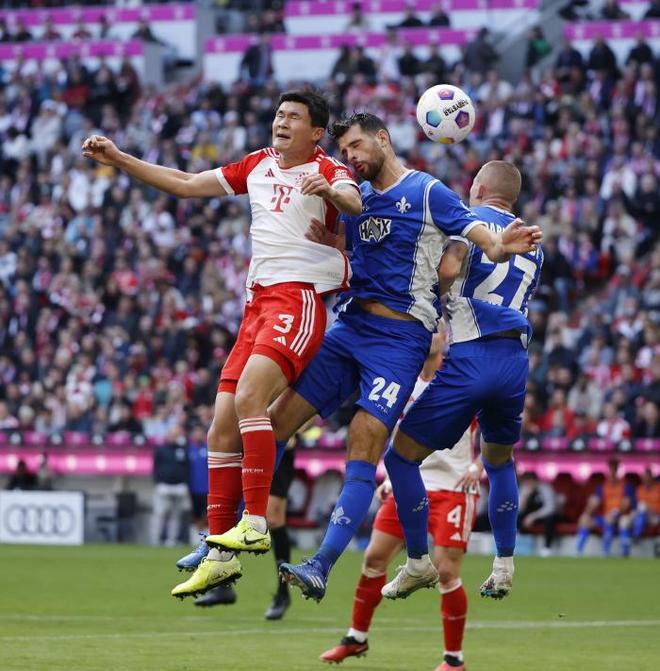 关于沙尔克客场战平奥格斯堡,难得一分的信息 关于沙尔克客场战平奥格斯堡,难得一分的信息