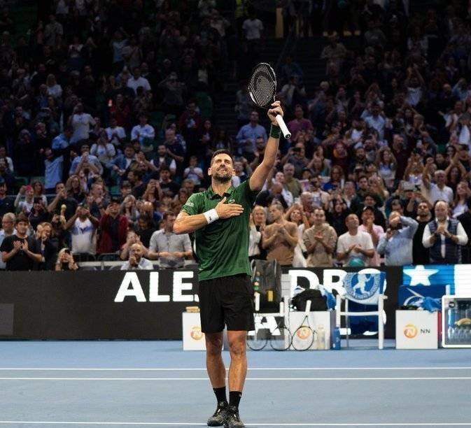 拉沃尔杯翻盘法网，德约科维奇刷新纪录的简单介绍