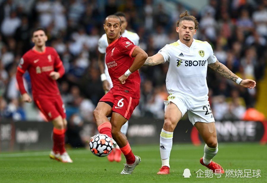 巴黎轻取法国，法比尼奥刷新纪录的简单介绍